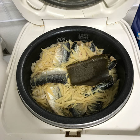 サンマ御飯